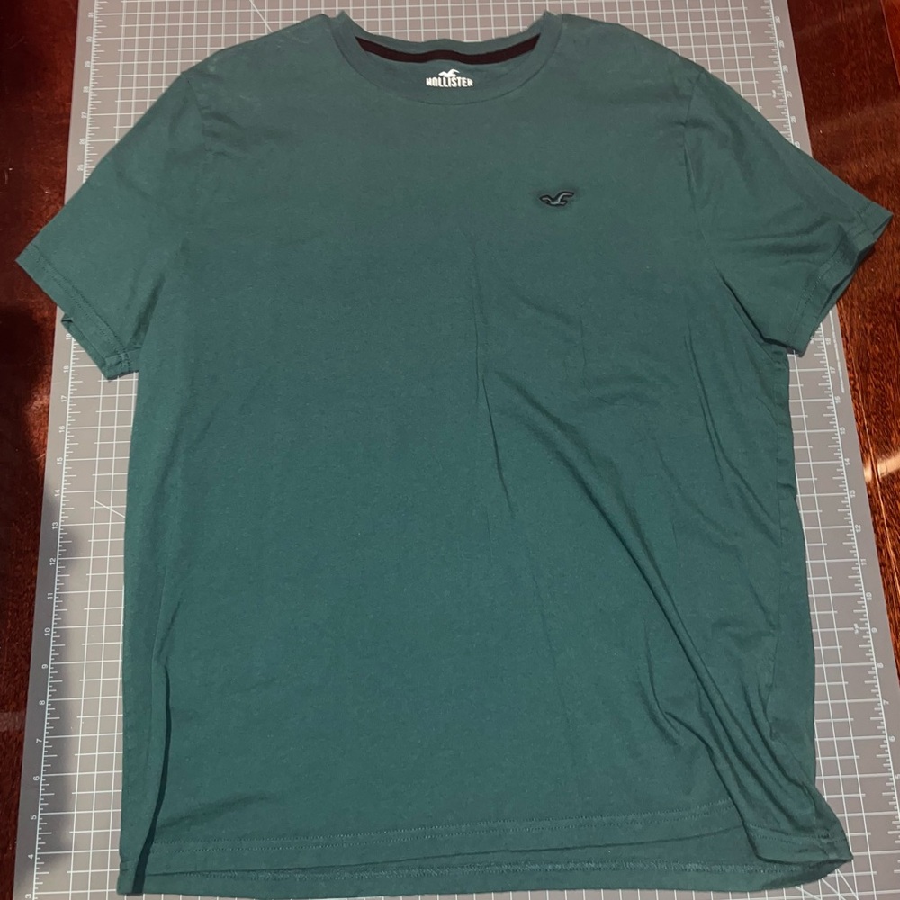 Hollister Green Short Sleeve Tee